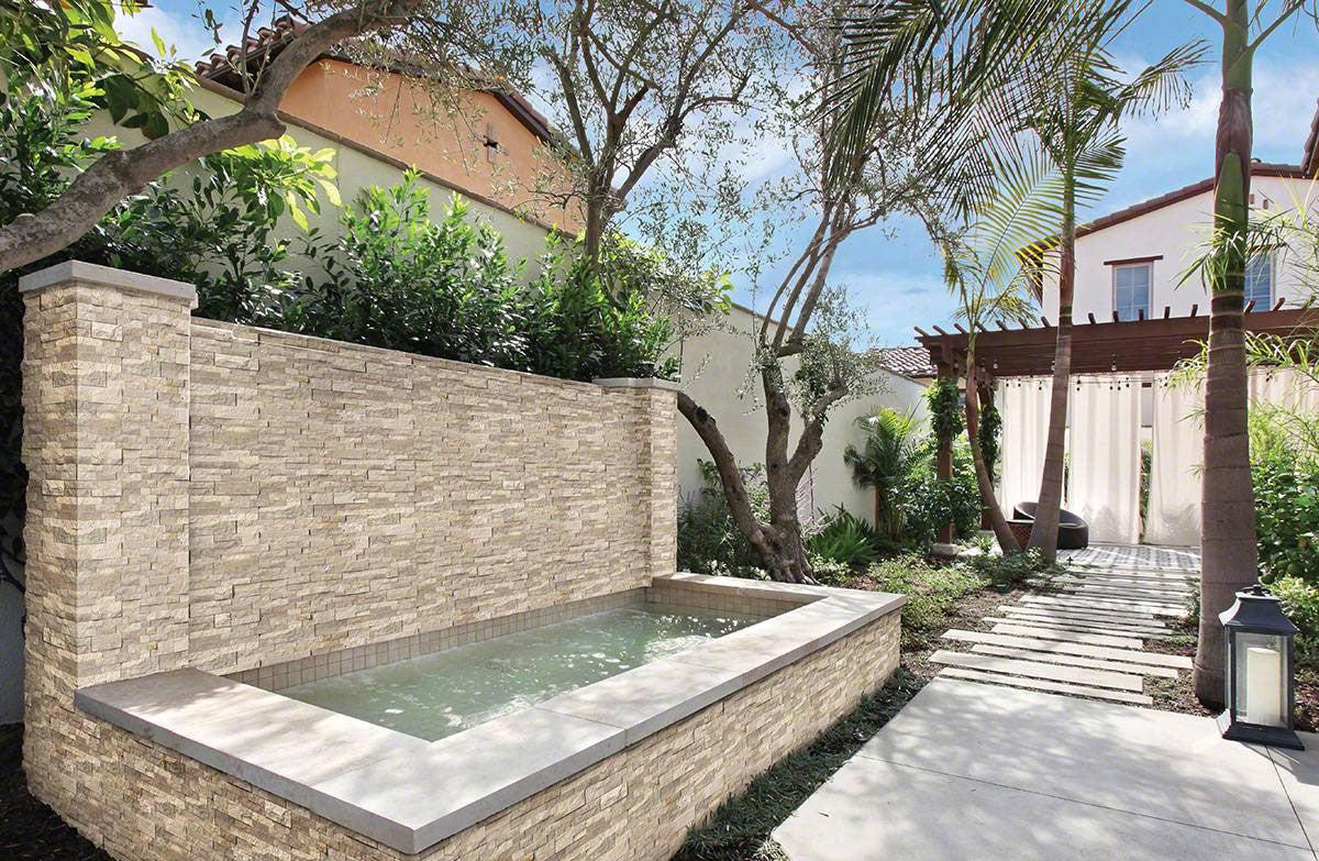 Roman Beige Stacked Stone Tile