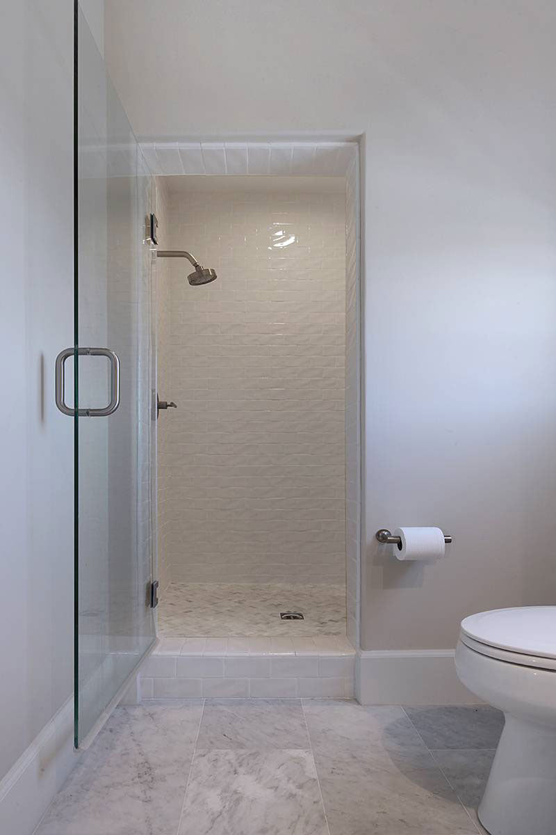 Arabescato Carrara Herringbone Pattern Tile