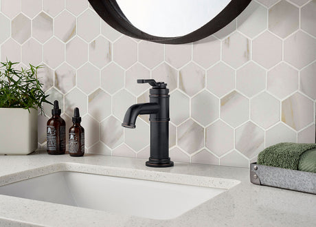 Pietra Calacatta 2” Hexagon Mosaic Tile