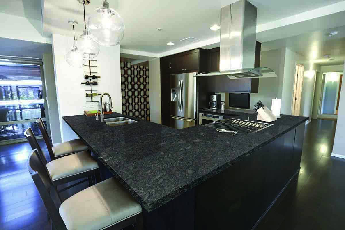 Crema Arched Herringbone Tile